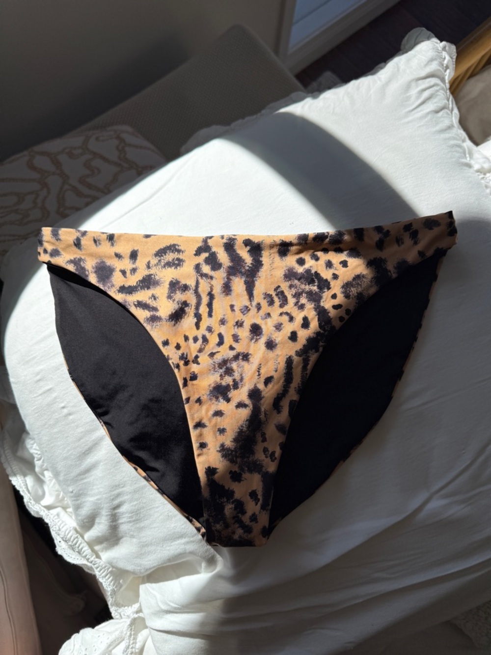 Beach Riot Chelsea Bottom Peach Leopard - Picture 5 of 7
